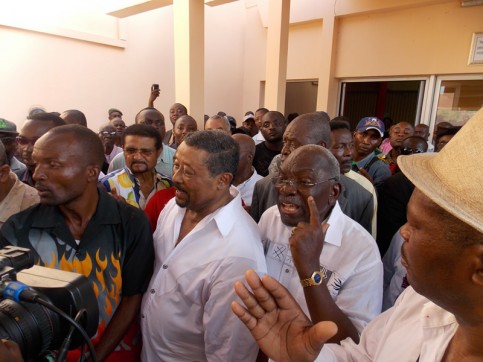 Leaders du front uni de l'opposition gabonaise, le 13 novembre 2014 au tribunal à Libreville