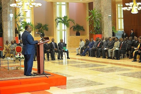 Ali Bongo a échangé avec les dirigeants des partis politiques, le 4 février 2015. © DCP-Gabon