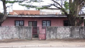 BATIMENT ABRITANT LE SERVICE DE LA CULTURE.JPG-b08180b1