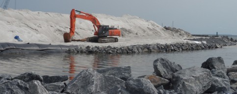 La poursuite de la construction des infrastructures se fera avec ou sans le Champ Triomphal ?  © angt.ga