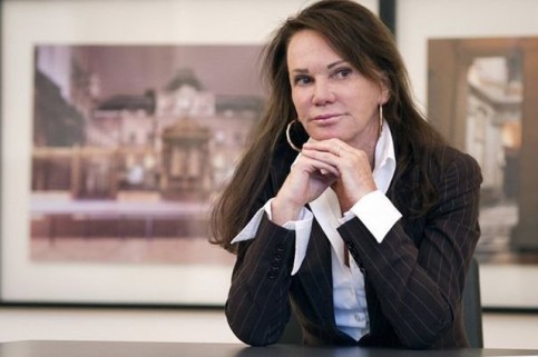 Claude Dumont-Beghi, la voie du salut pour Ali Bongo ? © babelio.com