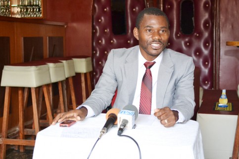 Noël Bertrand Boundzanga, le 13 décembre 2014. © Gabonreview