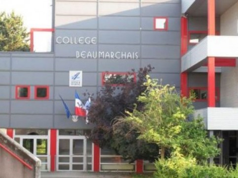 _College.jpg_-82c7290a