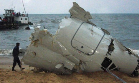 Gabon-plane-wreckage