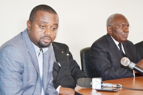 Gérard Ella Nguema, du temps où il était proche de Zacharie Myboto. © Gabonreview