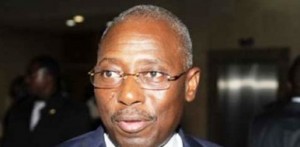 Jean-François-Ndongou-le-Ministre-gabonais-de-lIntérieur-386x190