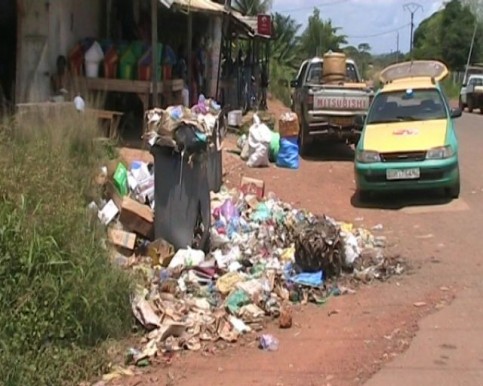 MOUILA POUBELLE.1-16fbe7ce