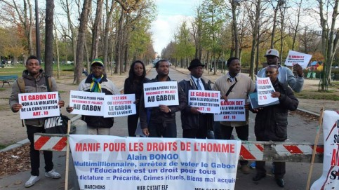 Manifestation des Gabonais de France, le 12 novembre 2014