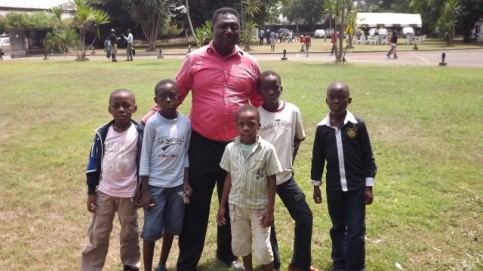 Mitch-et-momes-640x360