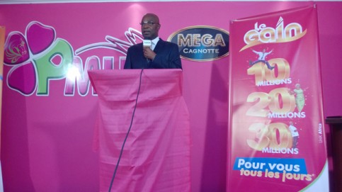 Alain Mabo Massandy lors la présentation du jeu. © Gabonreview