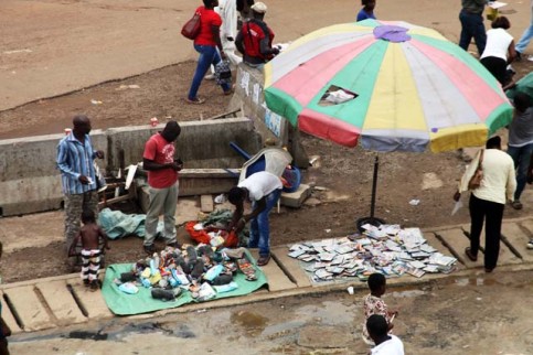 Vendeurs-libreville1