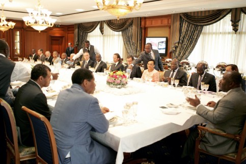 Dejeuner du President Ali Bongo Ondimba avec le patronat gabonais, le 10 Novembre 2014 au palais presidentiel de Libreville