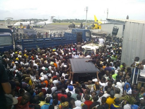 quelques images de la population dans la zone fret