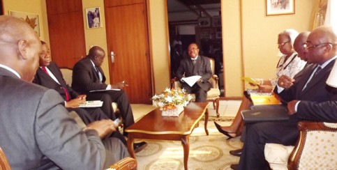 audience-chez-ngoulakia