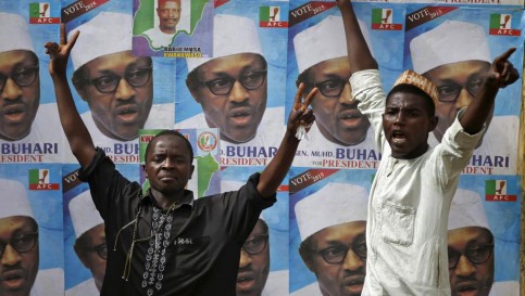 Des supporters de Muhammadu Buhari laissent éclater leur joie avec son élection à la tête du Nigeria. REUTERS/Goran Tomasevic
