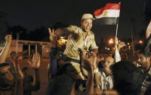celebrations-suite-a-la-chute-de-morsi