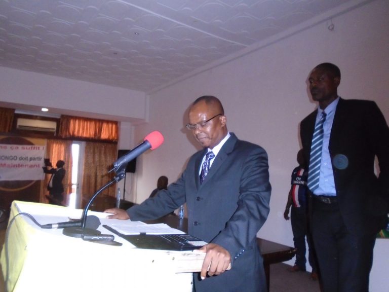 « L’argument de la candidature unique est un hors sujet politique »: Vidéo et Texte du Discours du Dr. Daniel Mengara, Chambre de Commerce, Libreville 14 août 2015