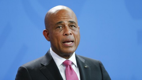 Michel Martelly, président haïtien, a officialisé la nomination d'Evans Paul par un arrêté publié dans la soirée de Noël. REUTERS/Hannibal Hanschke/Files