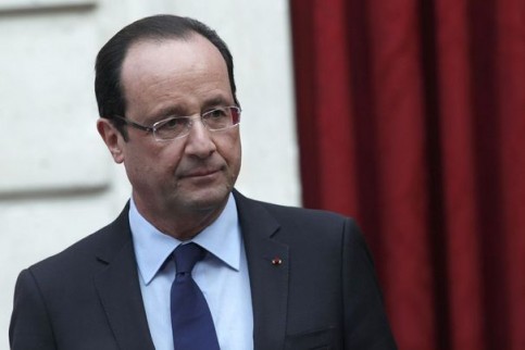 François Hollande a réaffirmé jeudi 17 décembre son objectif d'inverser la courbe du chômage d'ici un an. Le chef de l'Etat a placé l'année 2013 sous le signe de la "bataille pour l'emploi". REUTERS/Thibault Camus/Pool