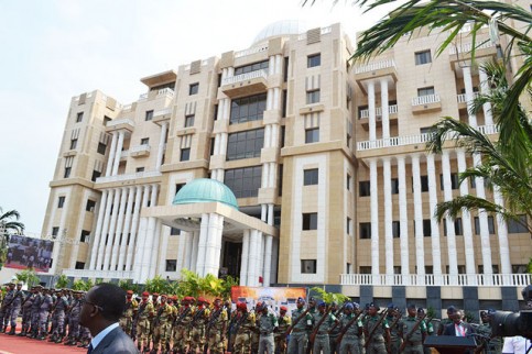 Le «Palais de la démocratie», nouveau siège de la Cour constitutionnelle. © Gabonreview