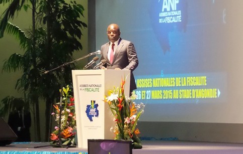Régis Immongault, ministre de l’Economie, à l’ouverture de 1ères assises nationales de la fiscalité. © Gabonreview