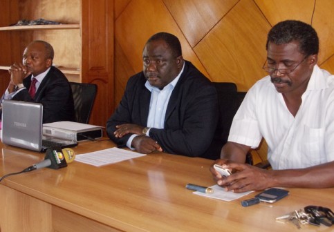 jean-remy-yama-et-certains-membres-du-snec