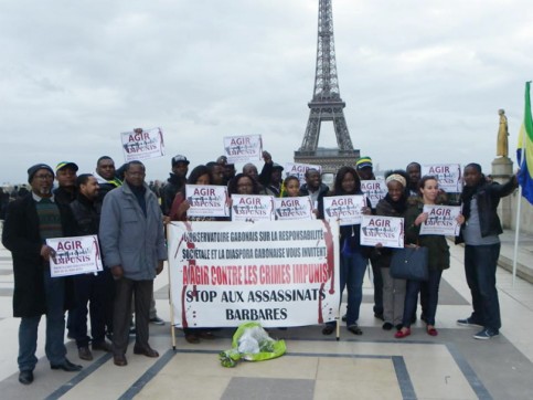 manifestation-contre-le-crime-dit-rituel-Paris