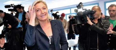 Marine Le Pen a affronté le socialiste Philippe Kemel à Hénin-Beaumont. Au premier tour, elle est arrivée en tête avec 42,36% des voix, loin devant le socialiste (23,50%). | AFP/Philippe Huguen