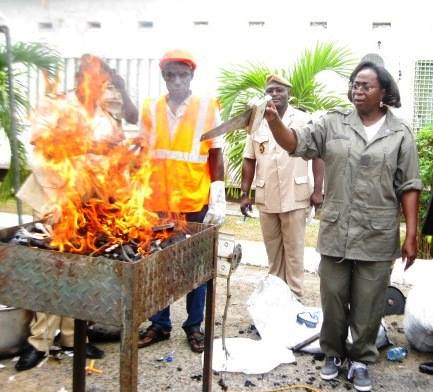 Ministre de la justice, Gabon