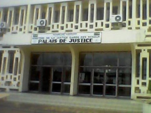 mouila---session-criminelle-les-audiences-debutent-a-la-cour-dappel-de-justice-ce-lundi