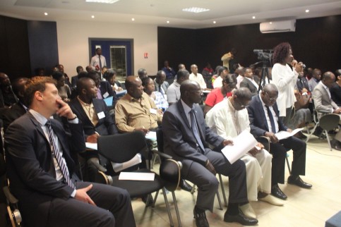Hollande et ses invités au Forum franco-africain "pour une croissance partagée"