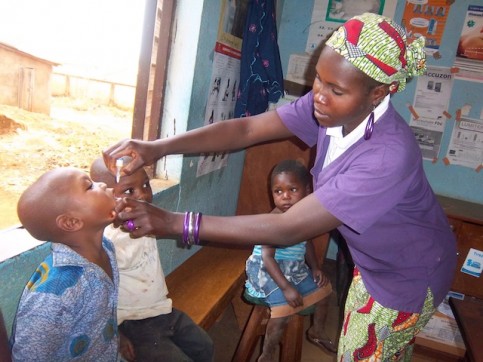 Vaccinations contre la poliomyélite