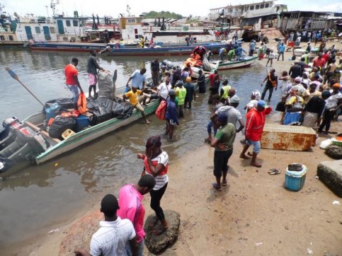 port-gentil-le-calvaire-pour-voyager