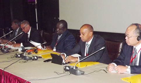 une-vue-de-quelques-orateurs-du-forum